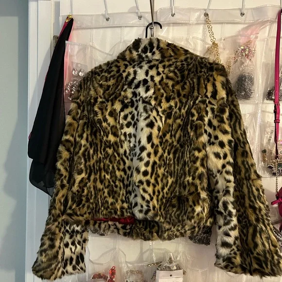 Express Faux Fur Jacket with Animal Print - Picture 2 of 3